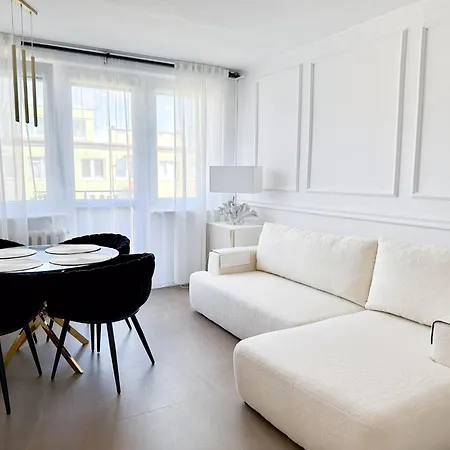 Modern Apartment, Close To The - Stogi Lägenhet