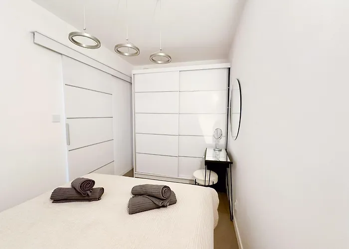 Modern Apartment, Close To The - Stogi Lägenhet *