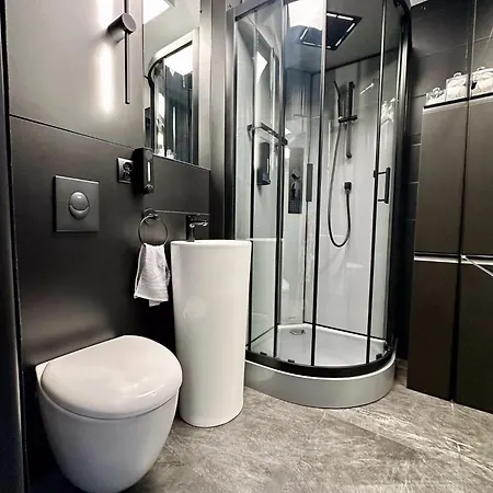 Modern Apartment, Close To The - Stogi Apartamento