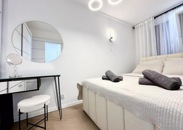 Modern Apartment, Close To The - Stogi Apartment *